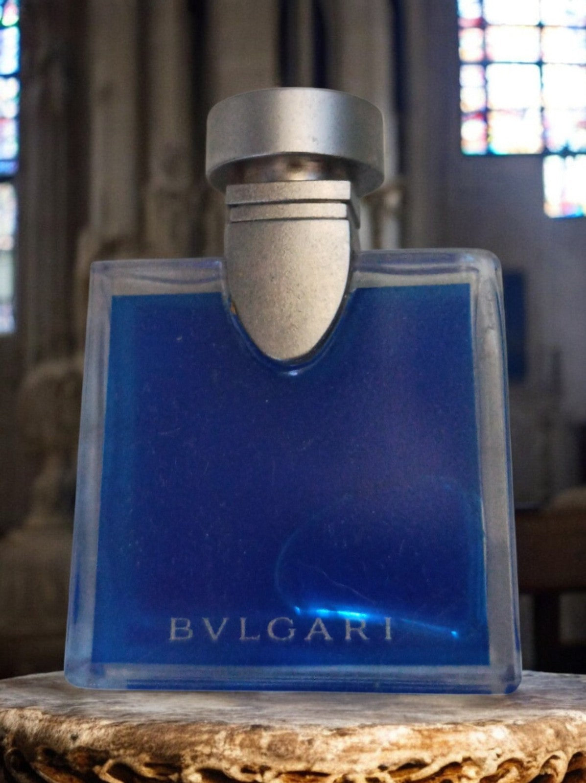 Miniature parfum BVLGARI vintage flacon bleu élégant, bouteille parfum ancien