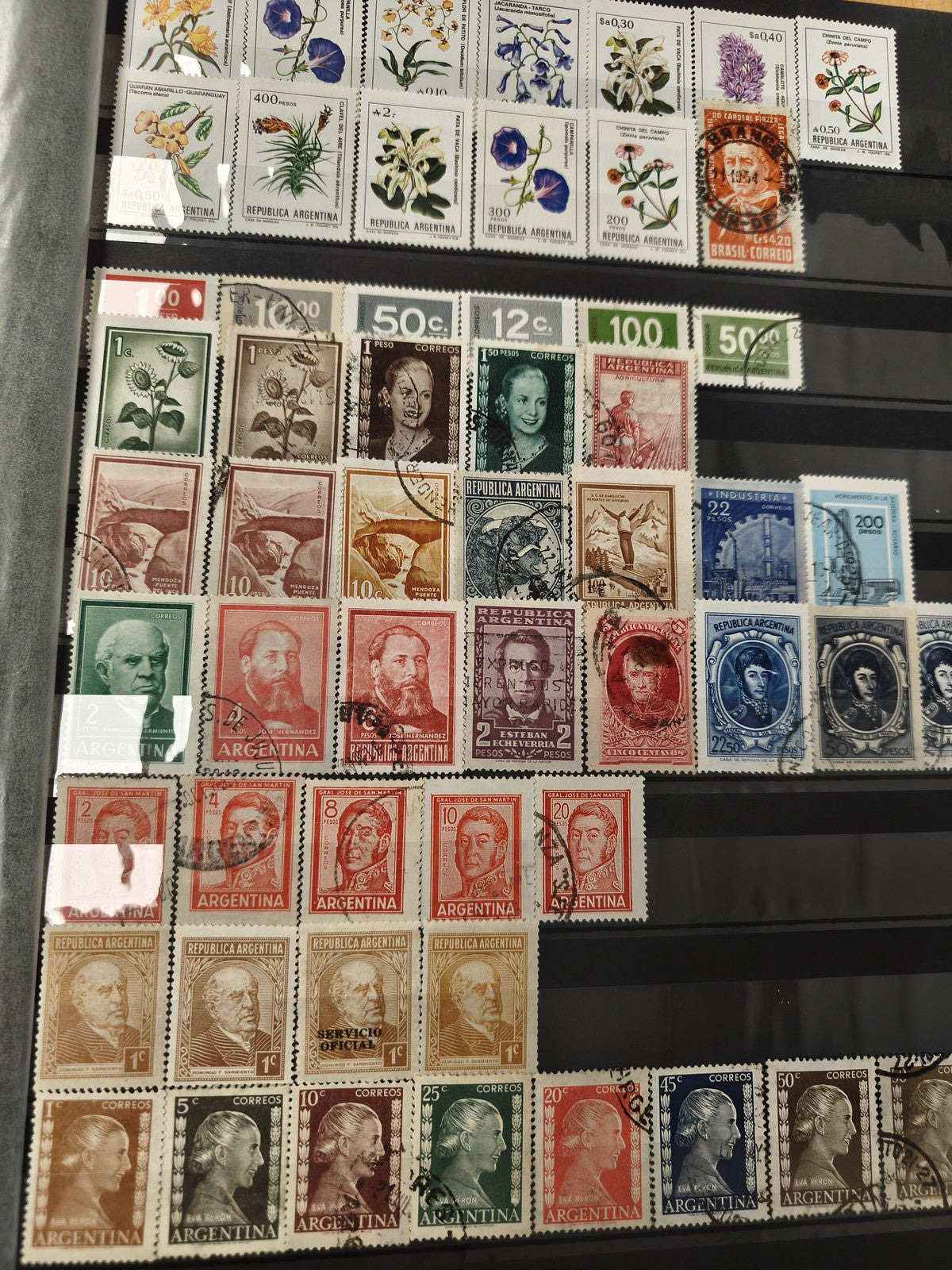 Lot de timbres République Argentine fleurs et portraits divers, oblitérés et neu