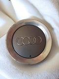 Enjoliveur cabochon Audi vintage gris argenté ancien logo anneaux auto