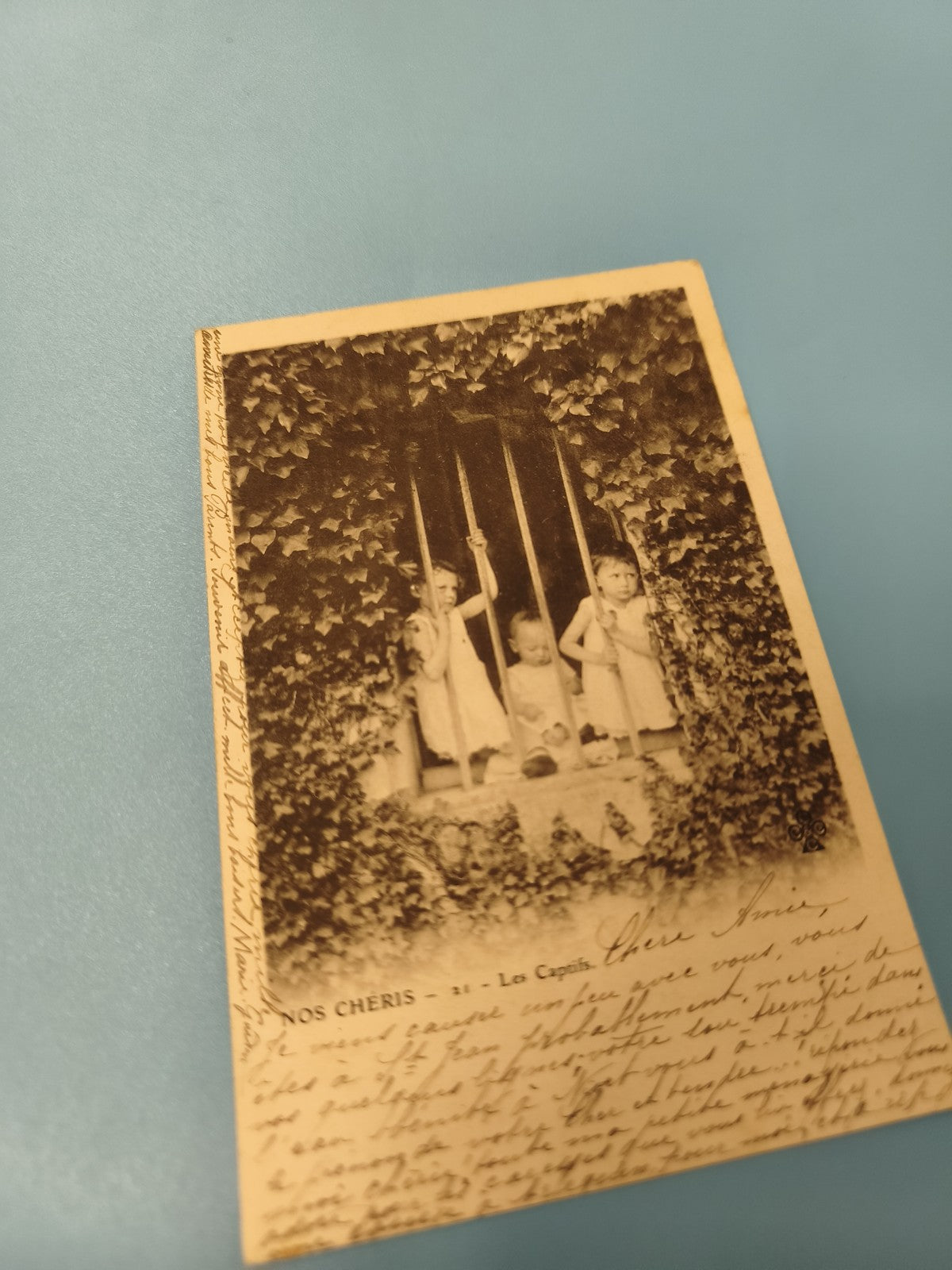 Carte postale ancienne CPA Les Capifs, enfants, écriture manuscrite, photo sépia