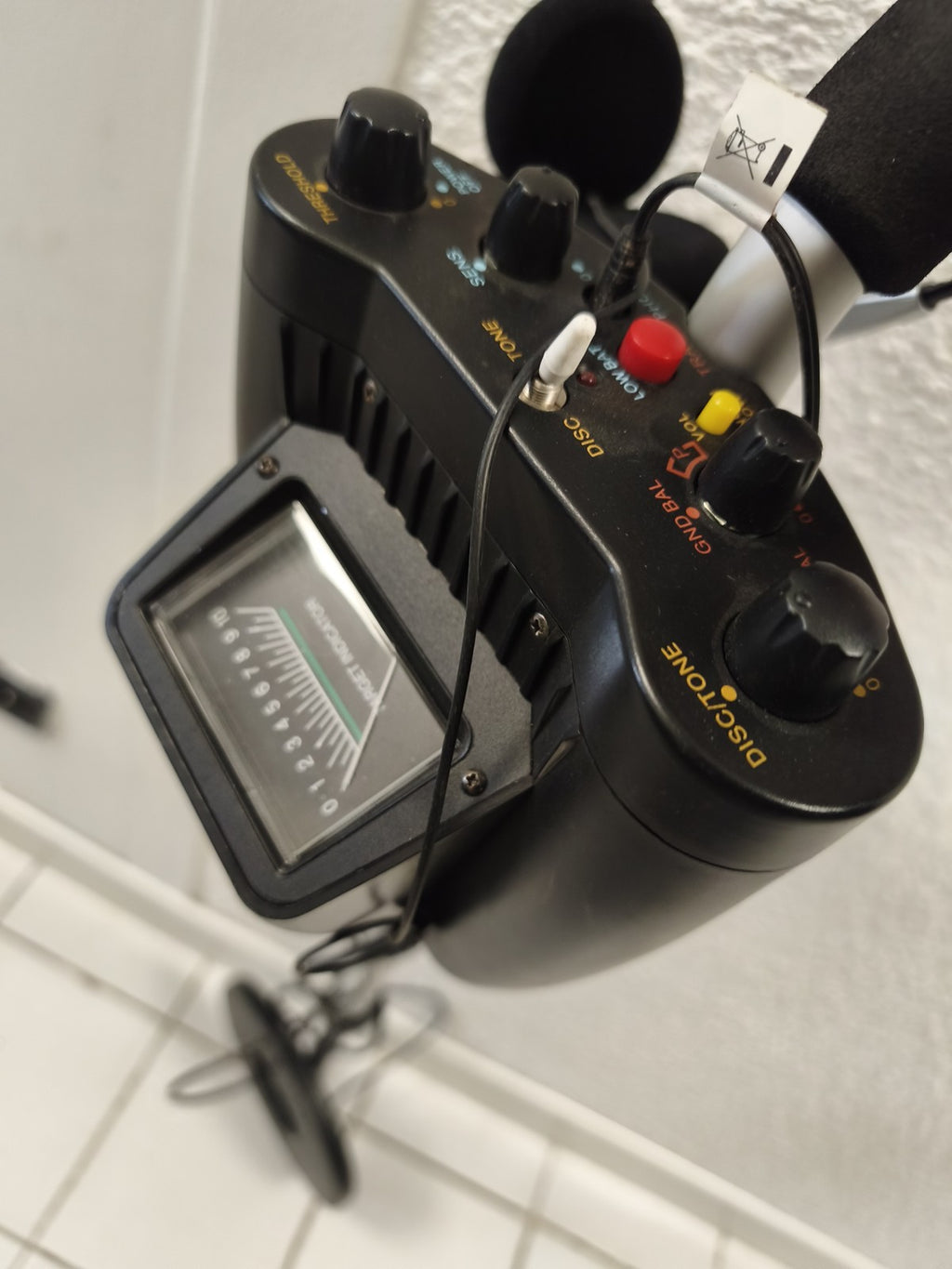 Détecteur de métaux vintage avec casque audio Koss Minelab ancien collection