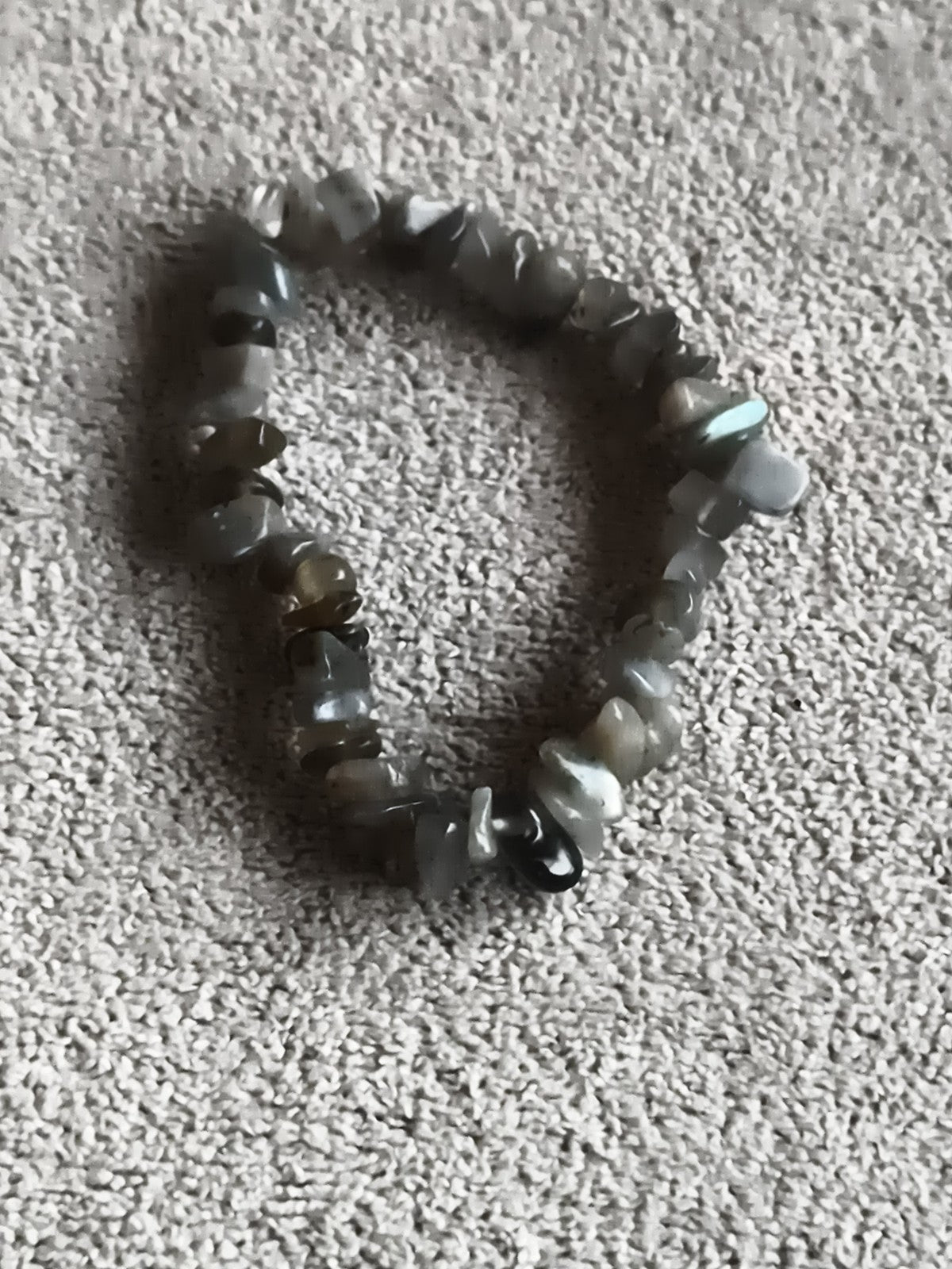 Bracelet pierres naturelles gris perles irrégulières élastique femme homme
