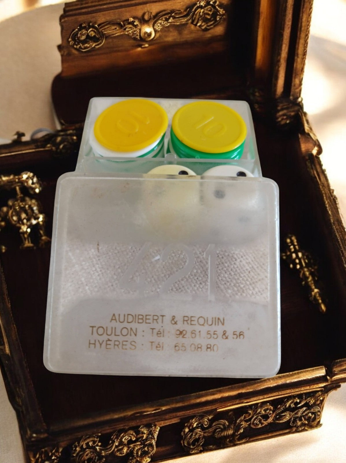 Jeu de dés vintage Audibert & Requin Toulon 421 avec jetons – Rare ancien