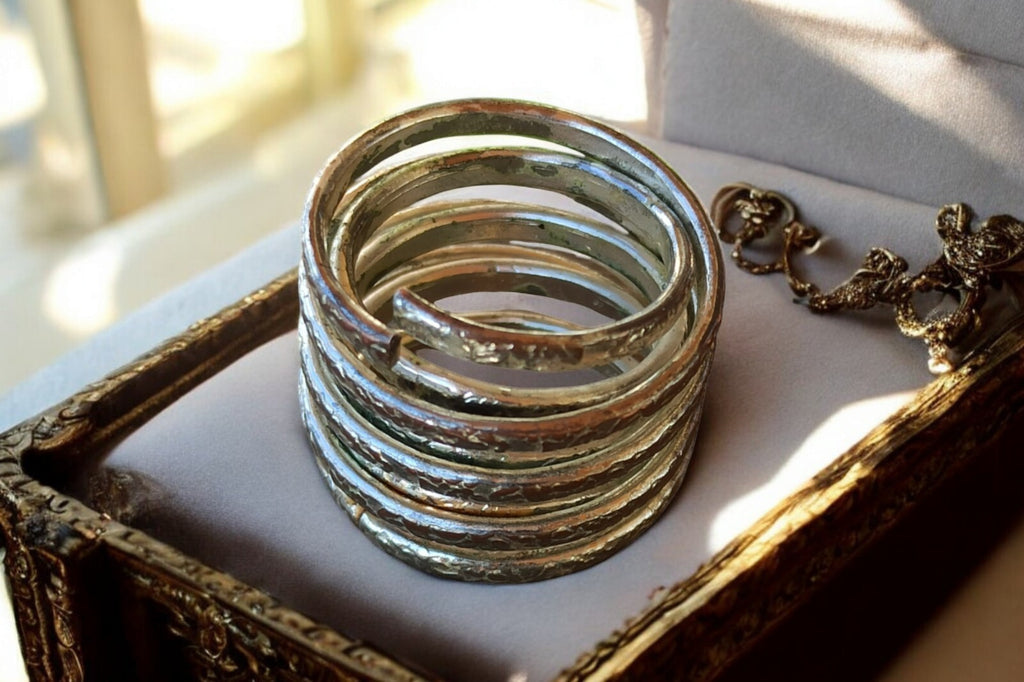 Bague spirale vintage aspect martelé, fantaisie, finition argentée, taille 55