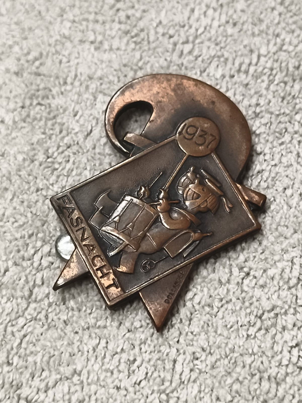 Médaille ancienne Fasnacht 1937 bronze patiné badge carnaval Suisse