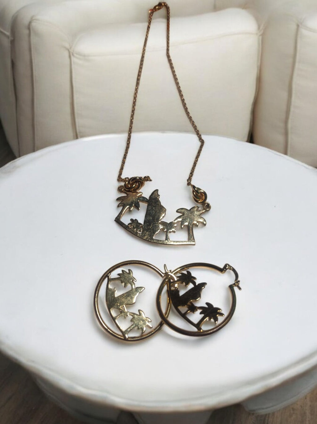 Parure vintage Madagascar plaqué or, collier pendentif et boucles d’oreilles pal