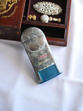 Briquet vintage football métal aspect patiné, état d'origine non testé rétro