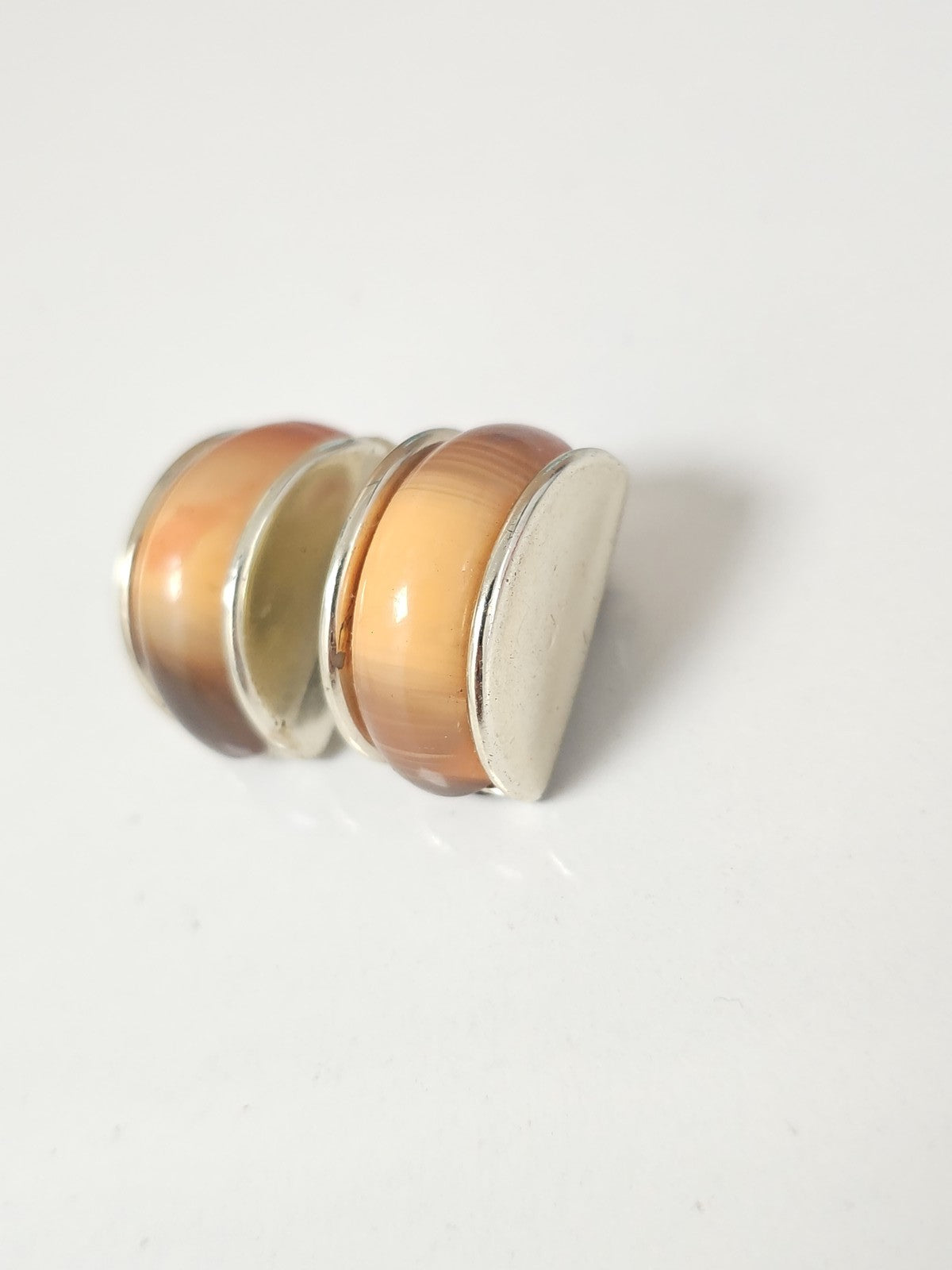 Paire de boucles d'oreilles anciennes signées rétro vintage pour collectionneurs