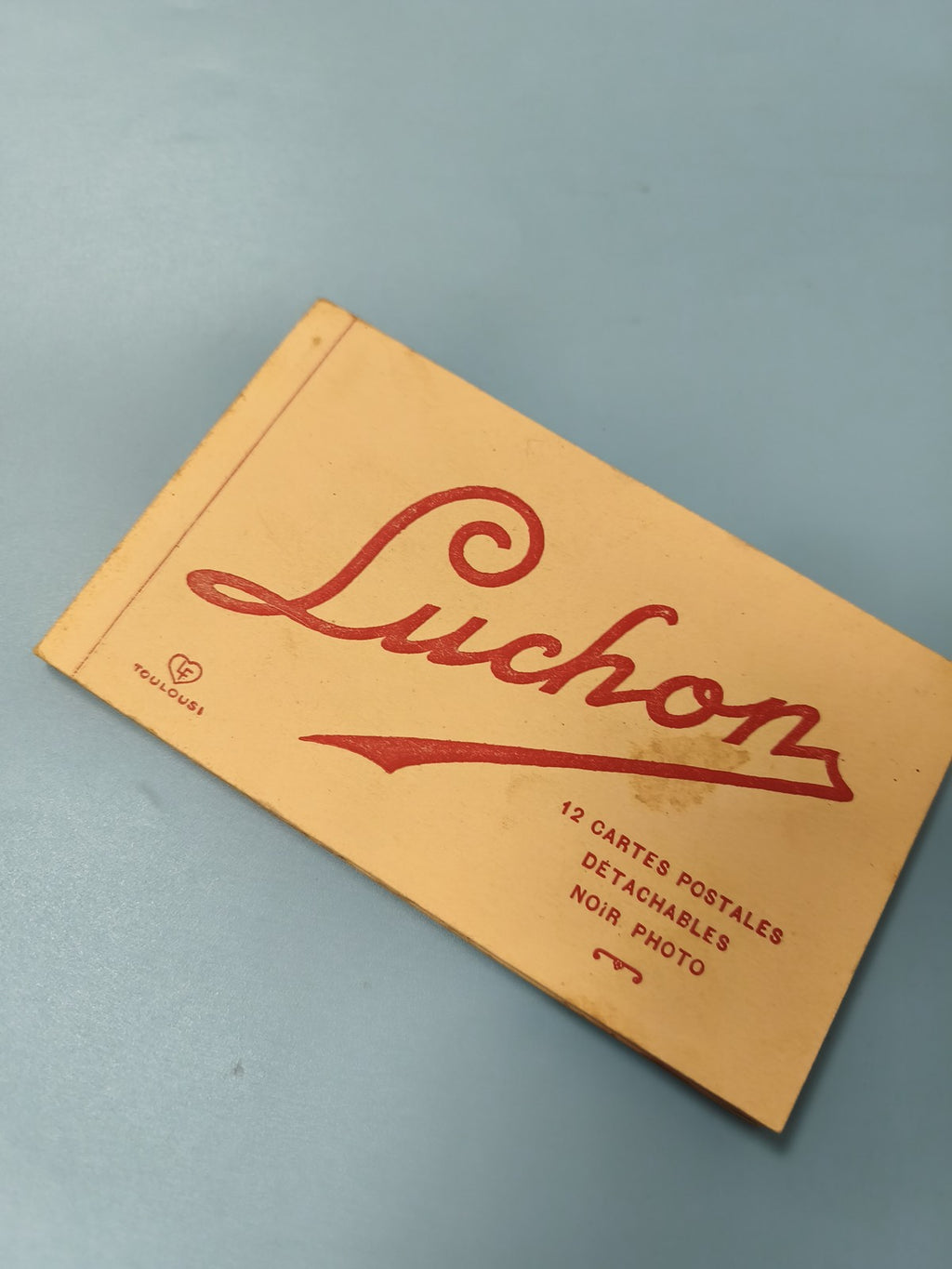 Lot ancien photos Luchon ? 12 cartes postales détachables noir et blanc vintage