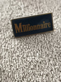 Pin's vintage "Millionnaire" plaque rectangulaire bleu et doré badge rétro (Ref