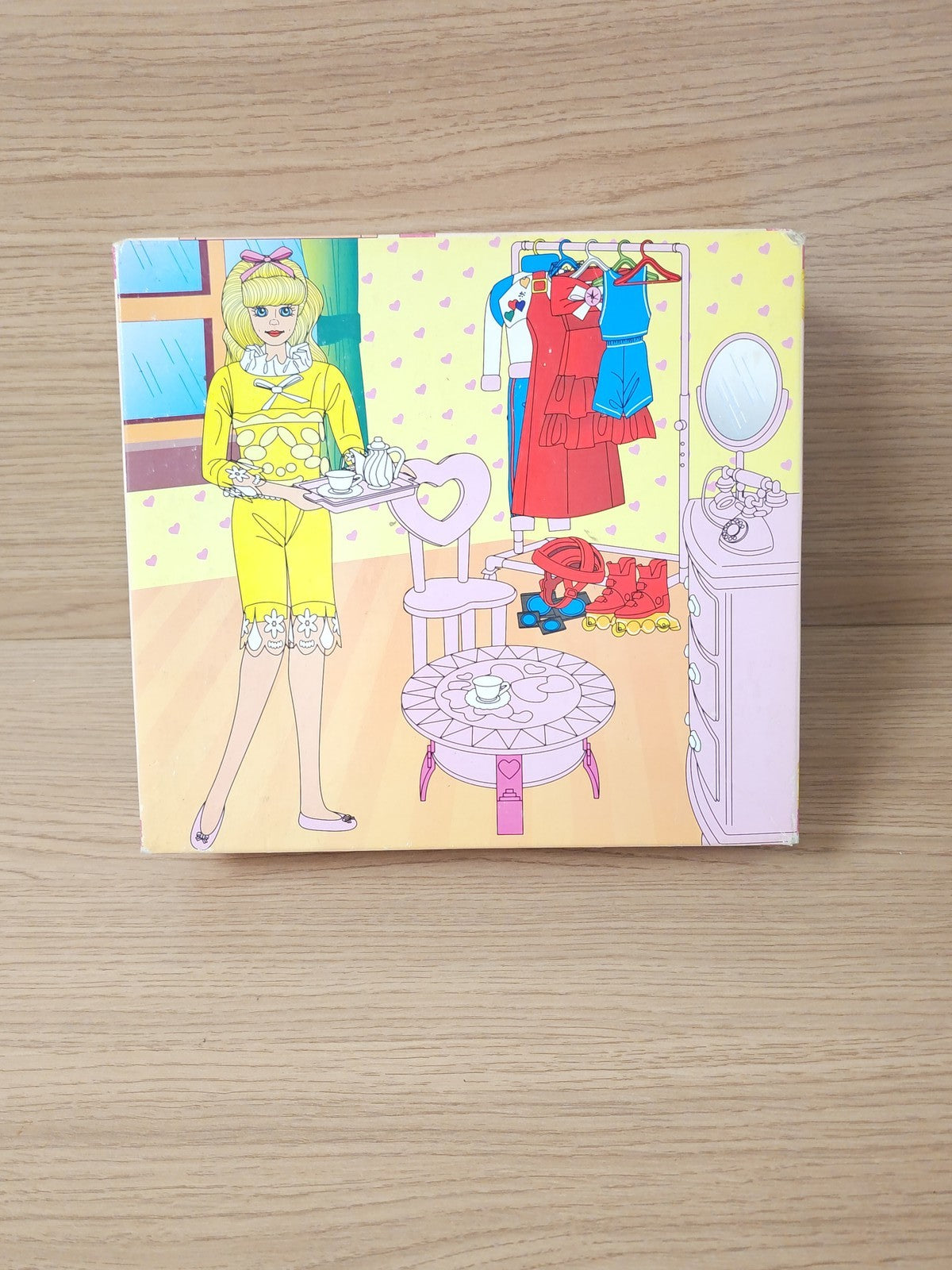 Vintage accessories for old 80s-90s Barbie-type dolls, miniature retro