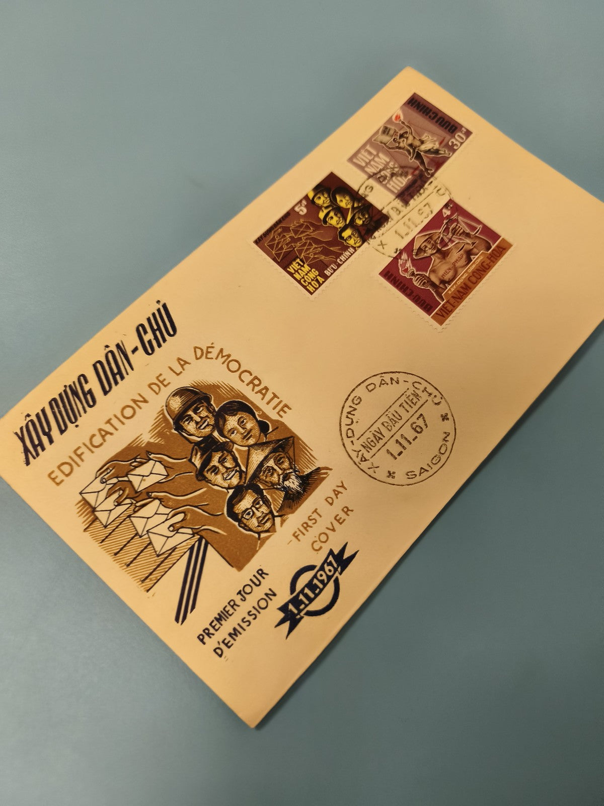 Ancienne enveloppe FDC Vietnam 1967 Premier Jour Édification Démocratie timbres