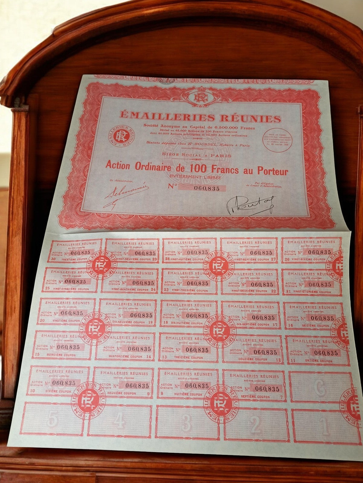 Action Émailleries Réunies 100 Francs au porteur années 1920 document ancien