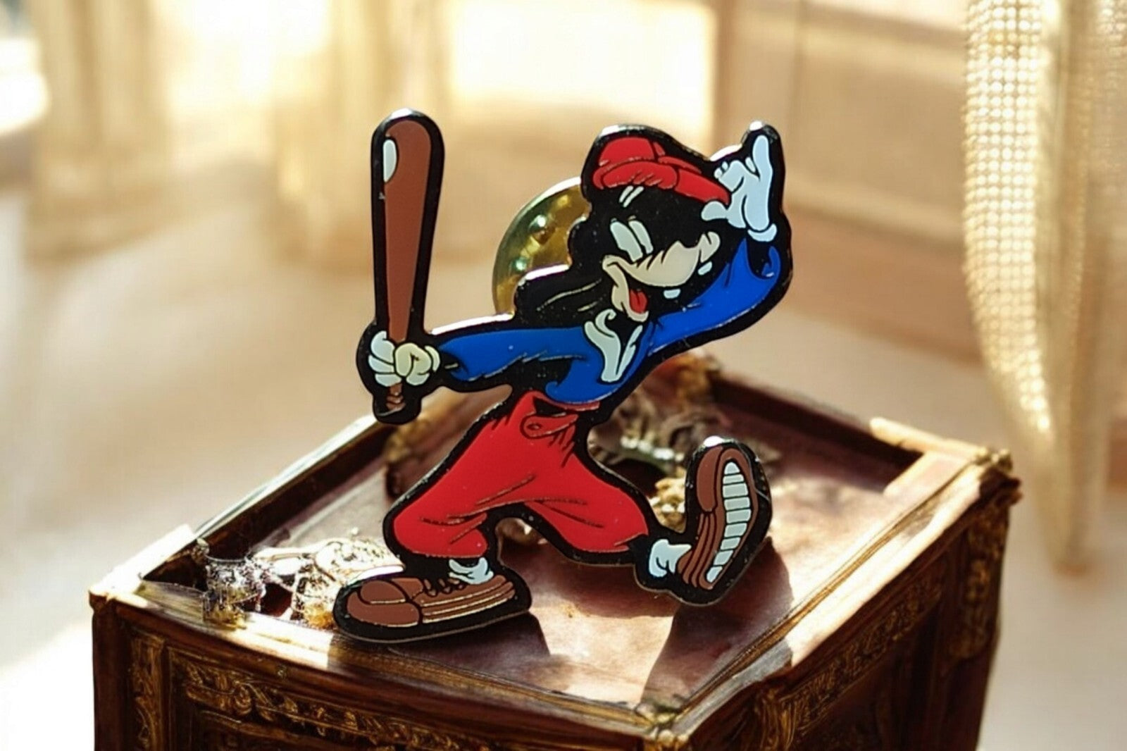 Pin's Disney Goofy Tokyo Disneyland vintage émaillé baseball rare