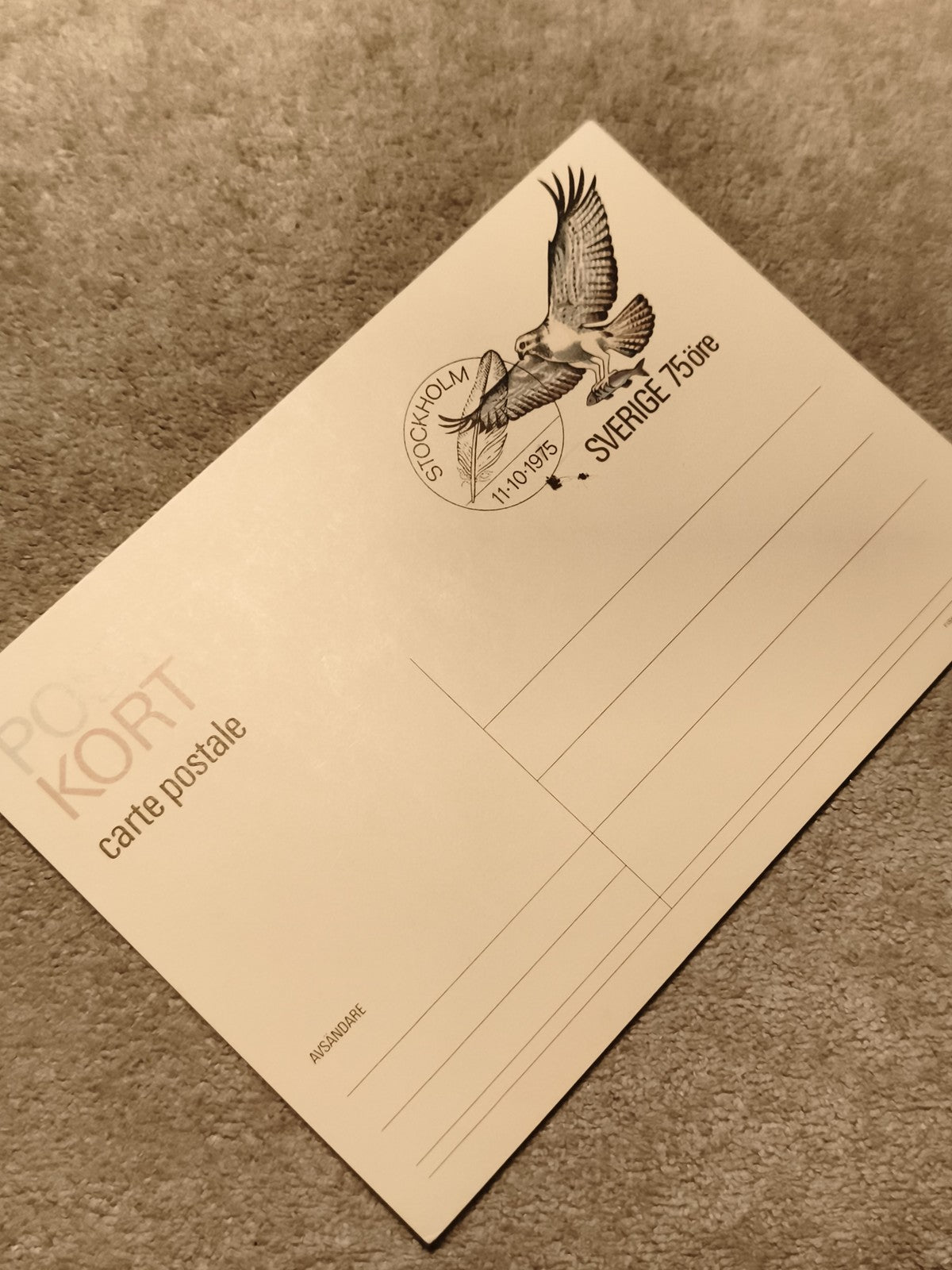Carte postale Suède 15 öre oblitérée 1975 oiseau Stockholm philatélie (Ref 27)