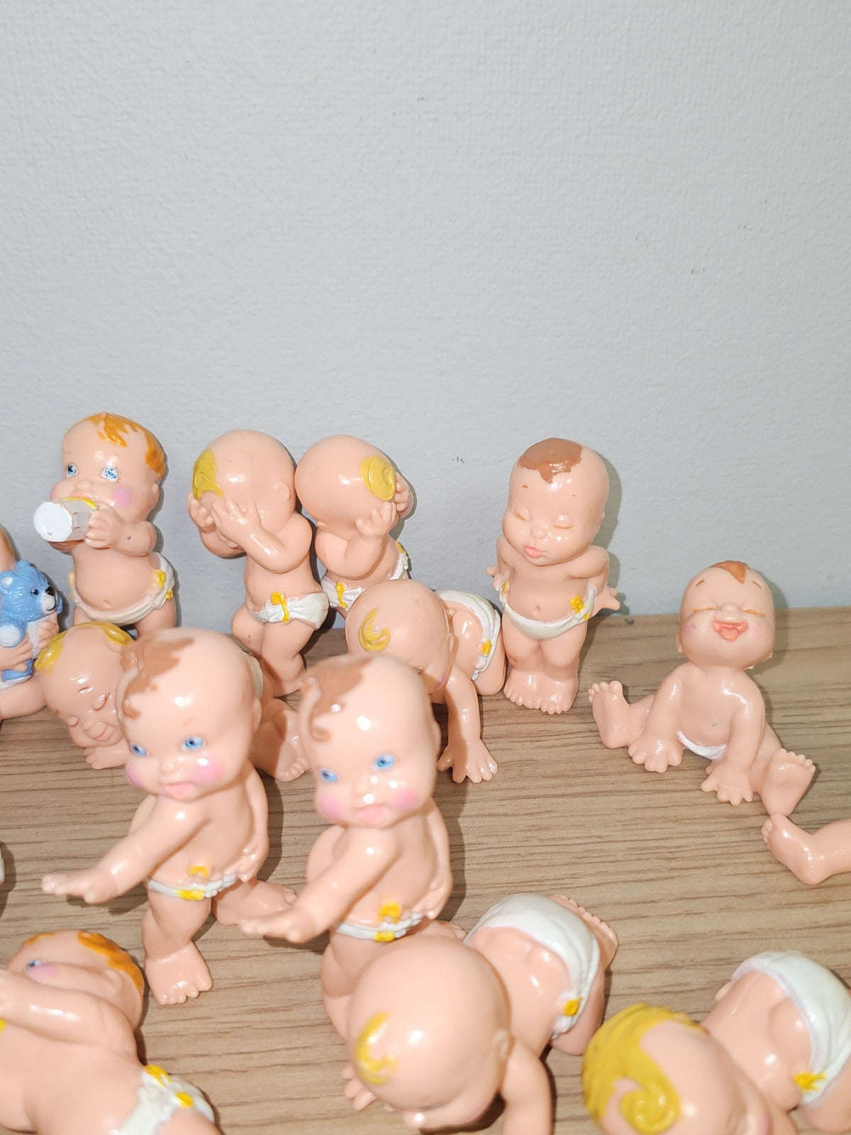 Lot de petites figurines Babies vintage ancien collection rare rétro années 90