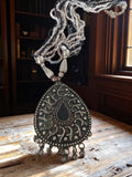 Collier ethnique berbère vintage en perles de verre