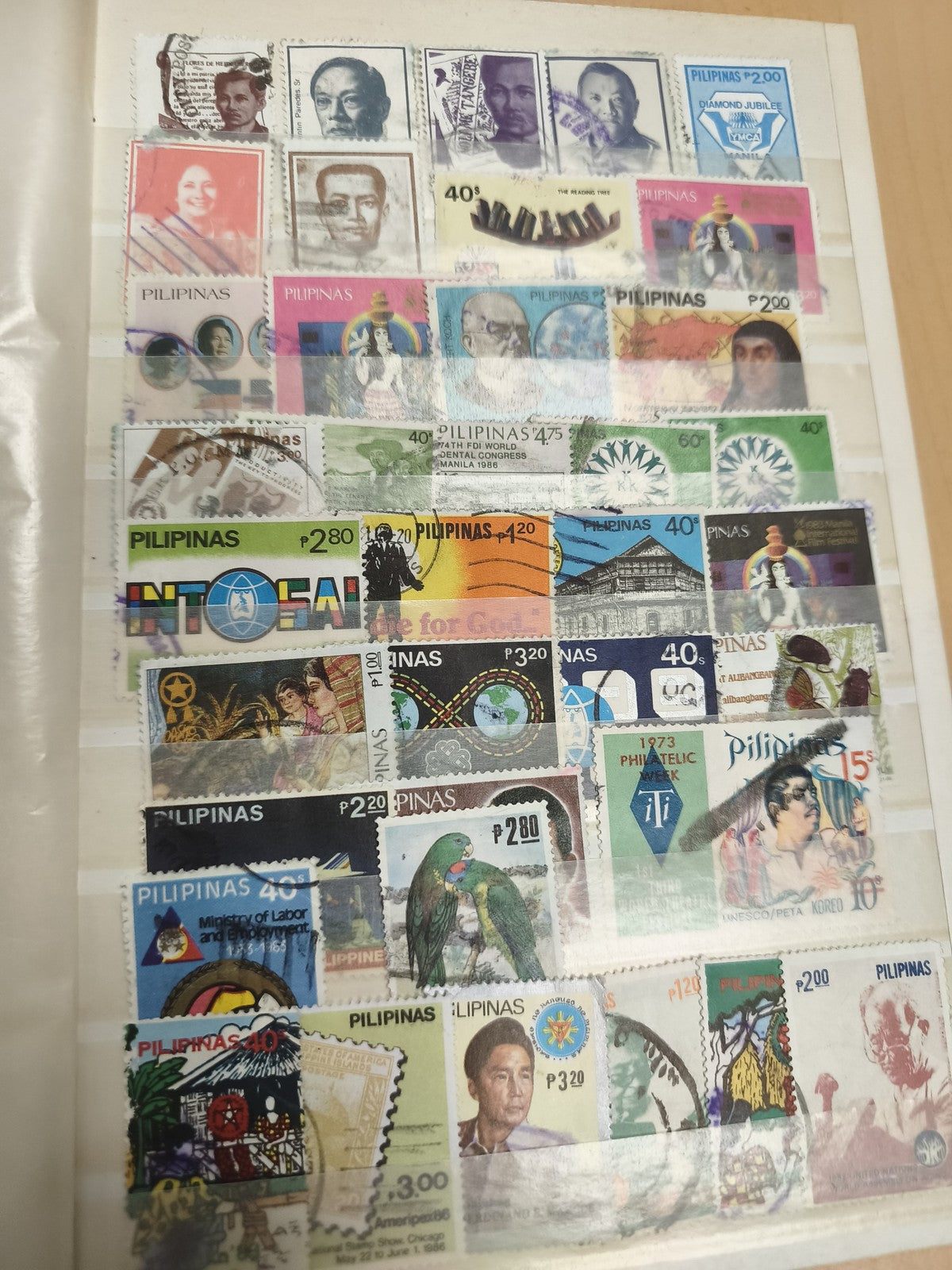 Lot timbres Philippines usagés thématiques Pilipinas animaux personnalités