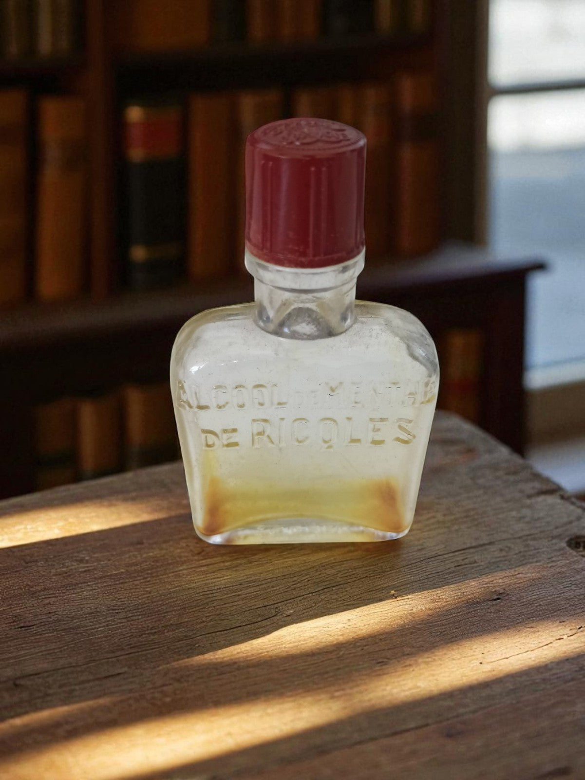Flacon ancien Ricqlès, bouteille rétro déco, verre relief vintage
