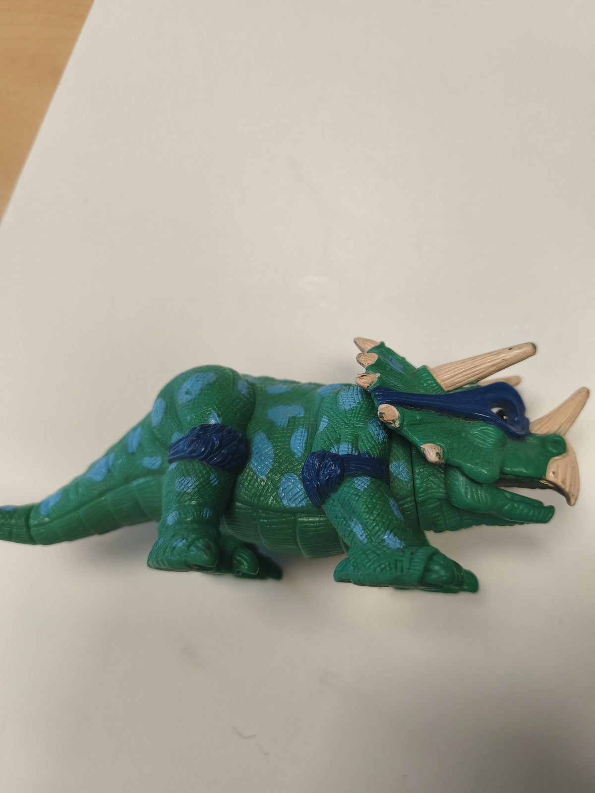 Figurine TMNT Dingy Dino avec Cave-Turtle Leo Tortues Ninja articulée d?occasion