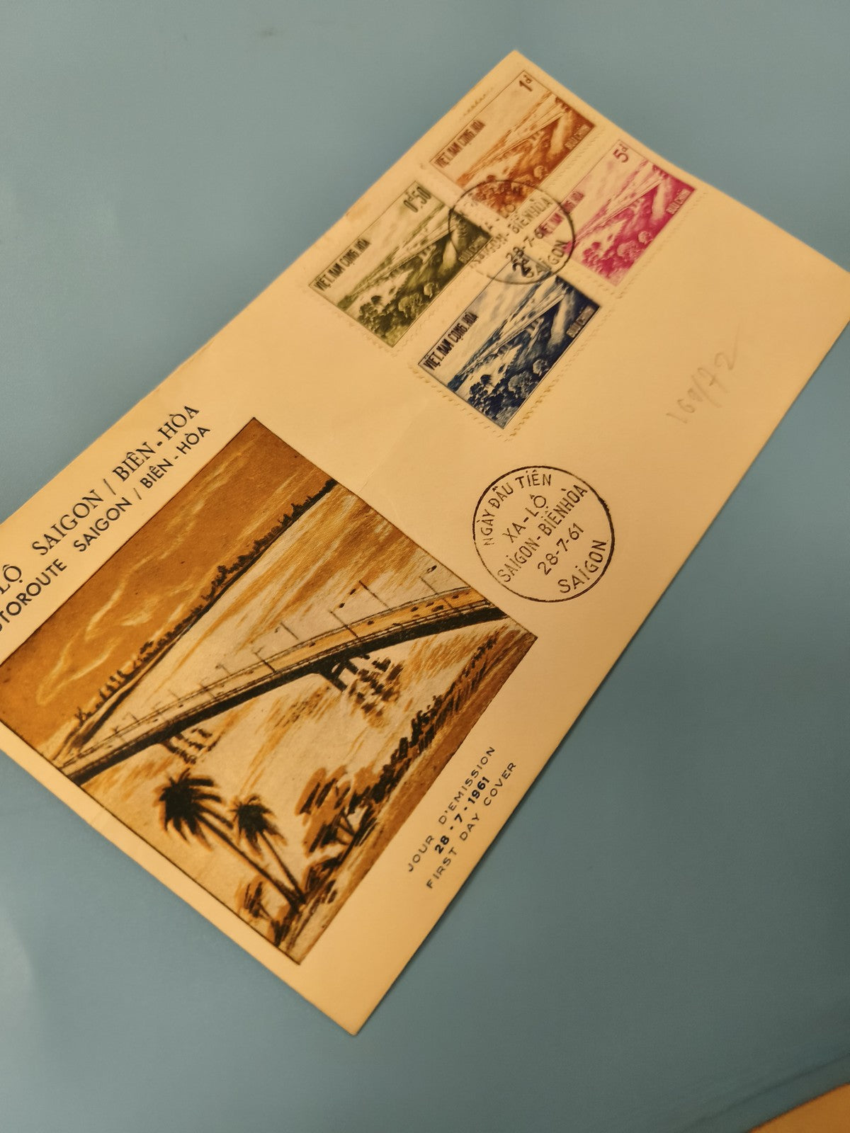 Ancienne enveloppe FDC Vietnam 1961 timbres pont Saigon Bien Hoa philatélie