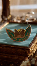 Pin's vintage St Privat de Vallongue émaillé vert doré rare badge ancien