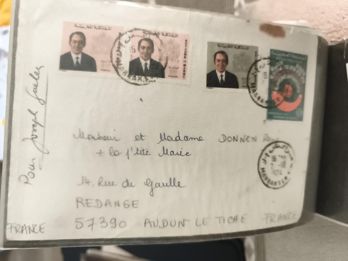 Lettre affranchie timbres Maroc 1974 cachet Marrakech philatélie courrier postal