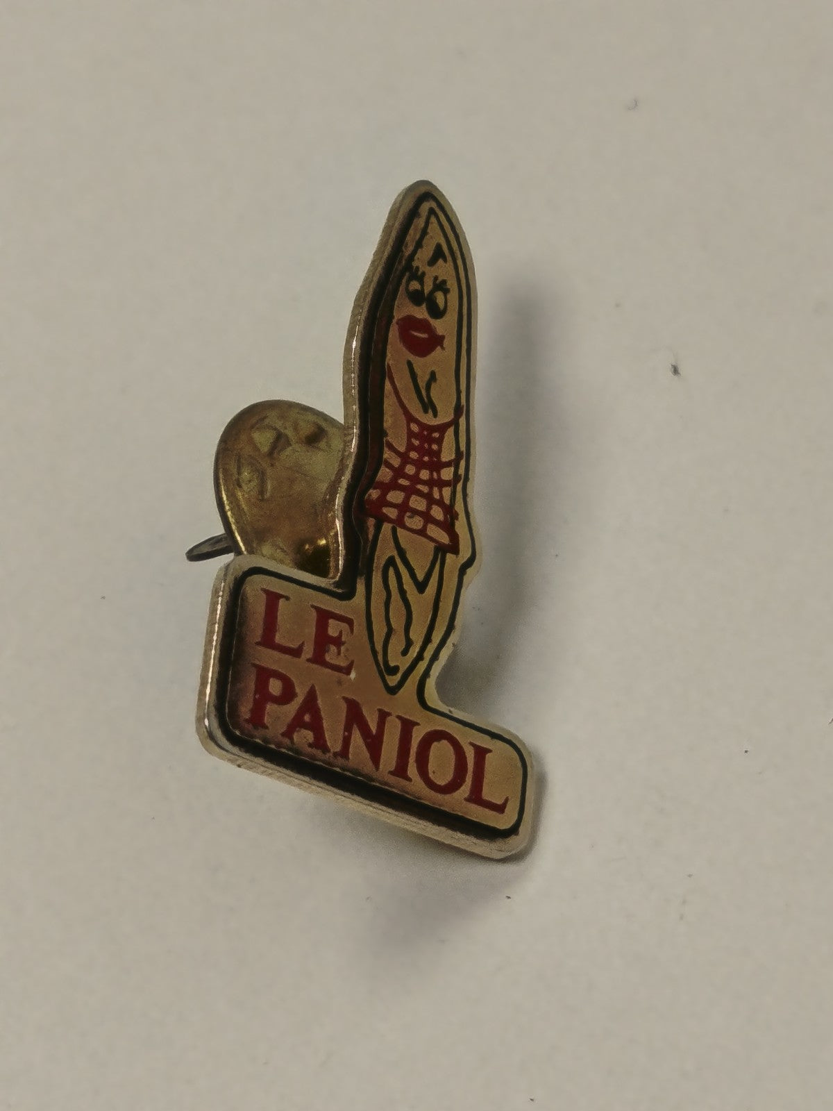 Pin's vintage ancien Le Paniol badge rétro collection objet publicitaire rare