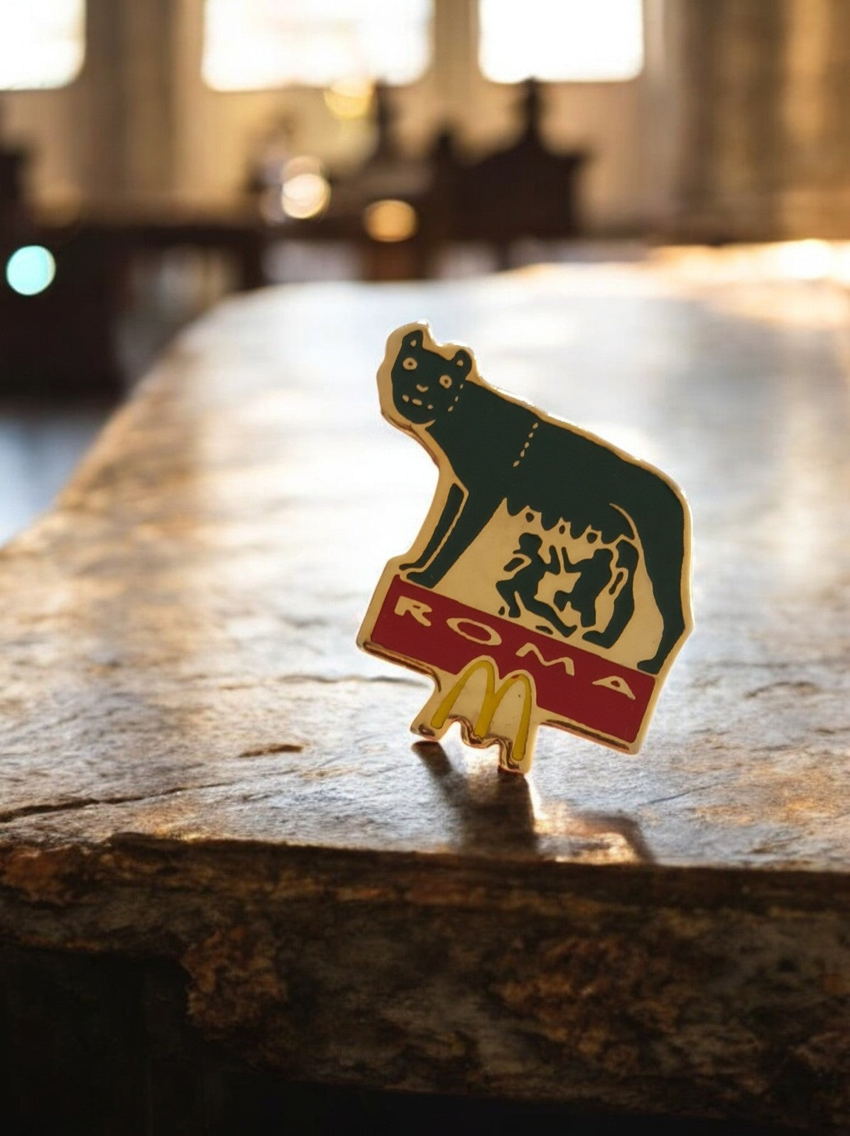 Pin's vintage McDonald's Roma – Louve Capitoline, émaillé, années 90