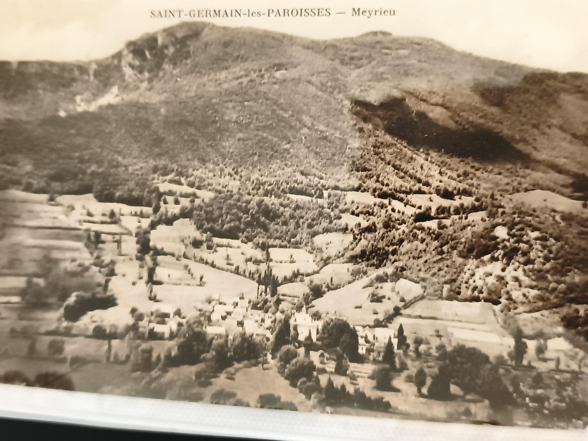 Carte postale ancienne Saint-Germain-les-Paroisses Meyrieu CPA photo village mon