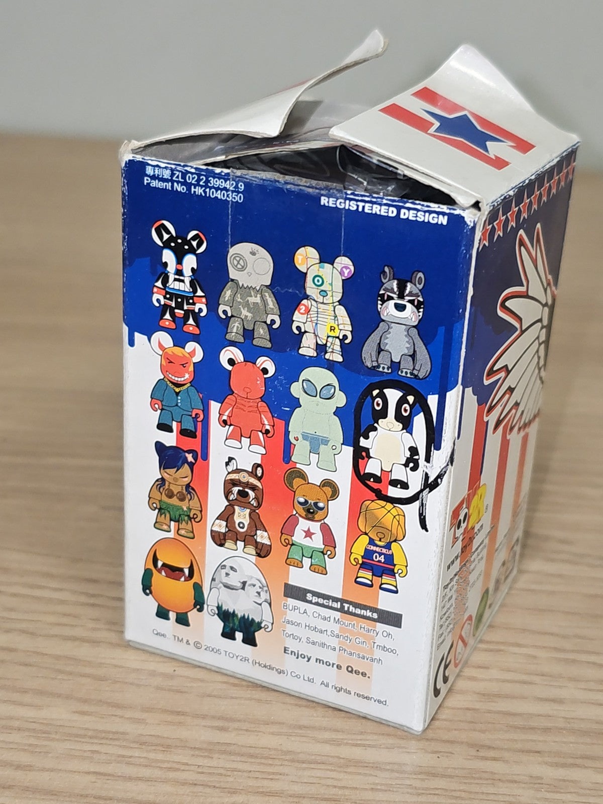 Figurine Toy2R Qee TMBOO 2.5 pouces USA Series neuve en boîte NIB d'occasion