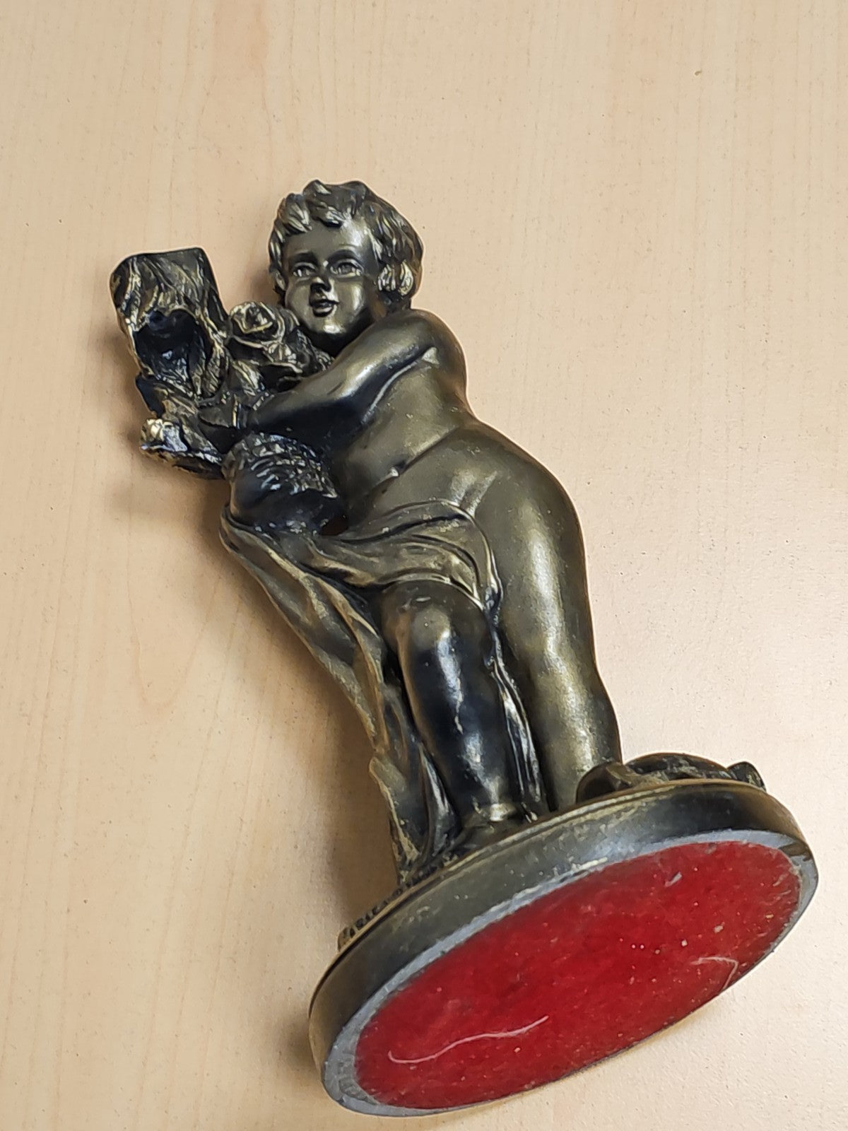 Grande statue ancienne d?enfant en régule, sculpture vintage déco collection