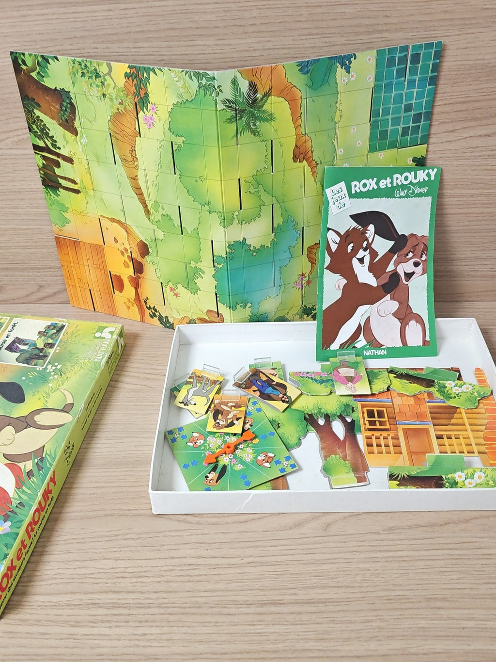 Jeux Rox et Rouky Walt Disney occasion livre enfant histoire illustrée état