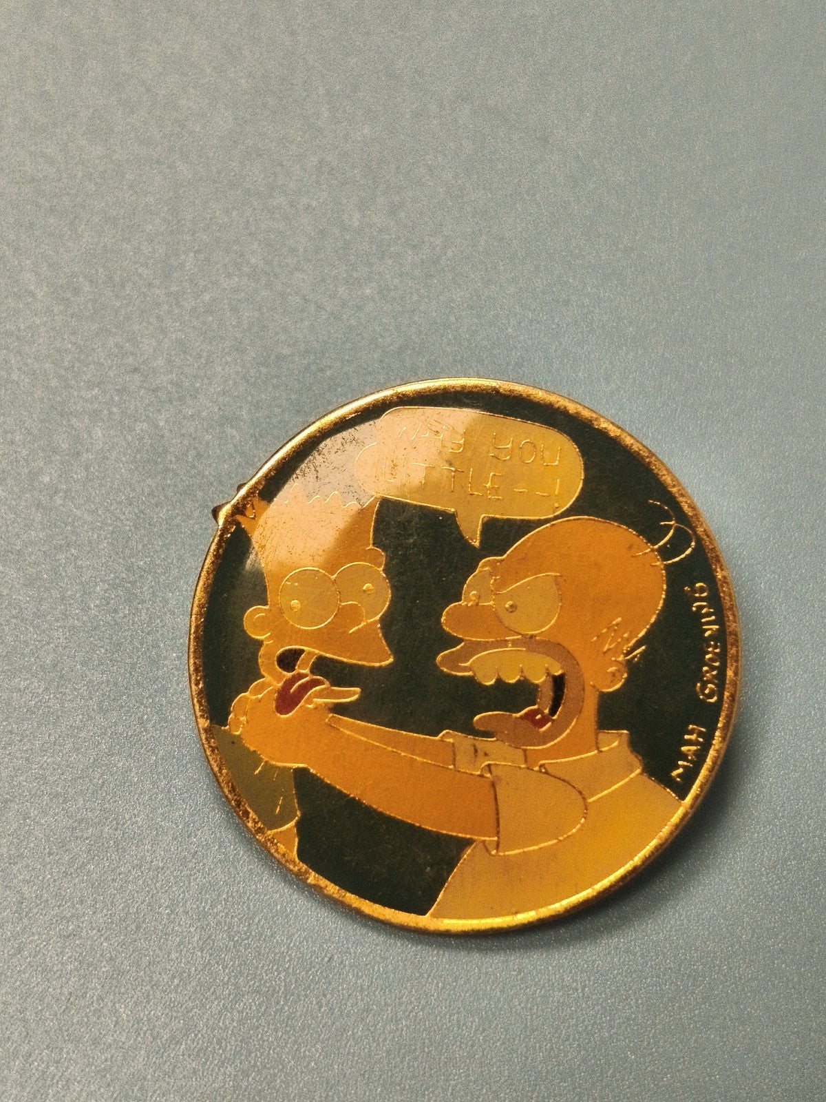 Vintage pin's Les Simpsons rond émaillé Homer Bart collection rare