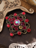 Broche ancienne style baroque strass rouges, bijou vintage rétro élégant