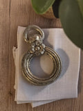 Pendentif vintage métal argenté motif floral années 1950 bijou rétro