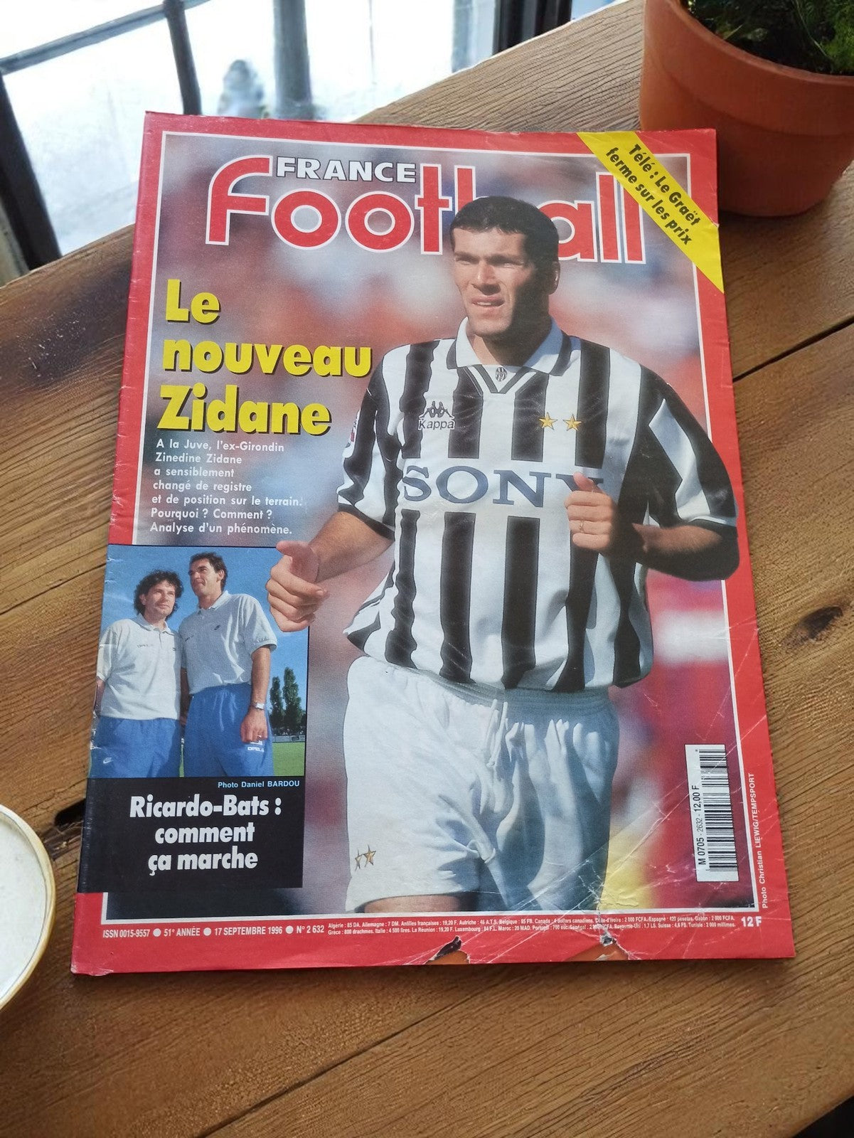 Magazine France Football 1996 Zidane Juventus Vintage Ancien Collector