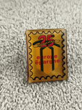 Pin's vintage Europe Épargne 25e anniversaire, badge doré, forme timbre (Ref 2)
