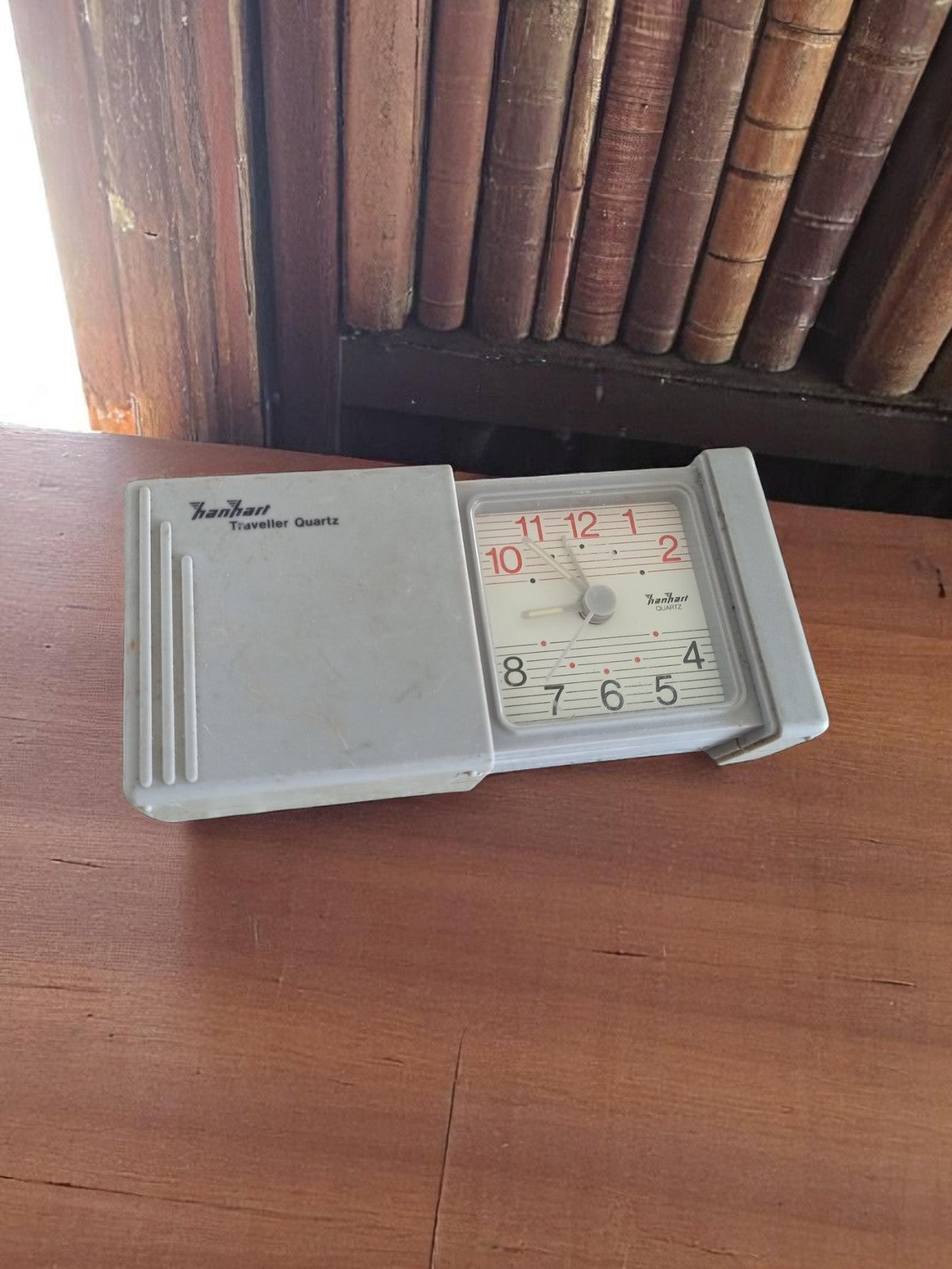 Réveil de voyage Hanhart Traveller Quartz vintage gris, ancien clock