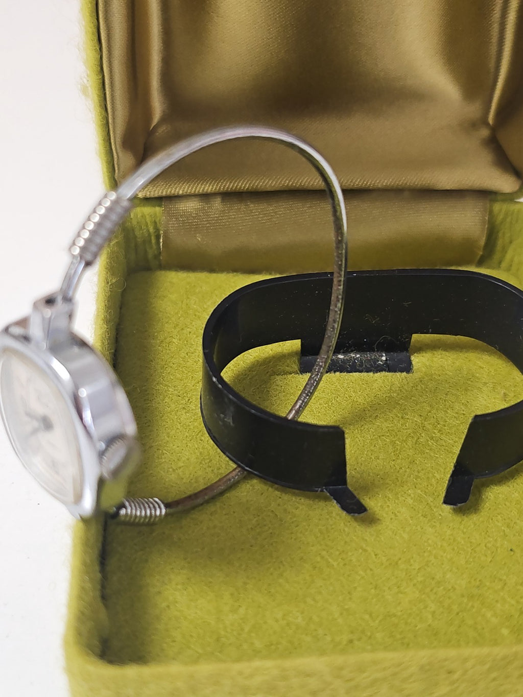 Montre femme mécanique ancienne Agon Fashion Swiss Made vintage, rétro collectio