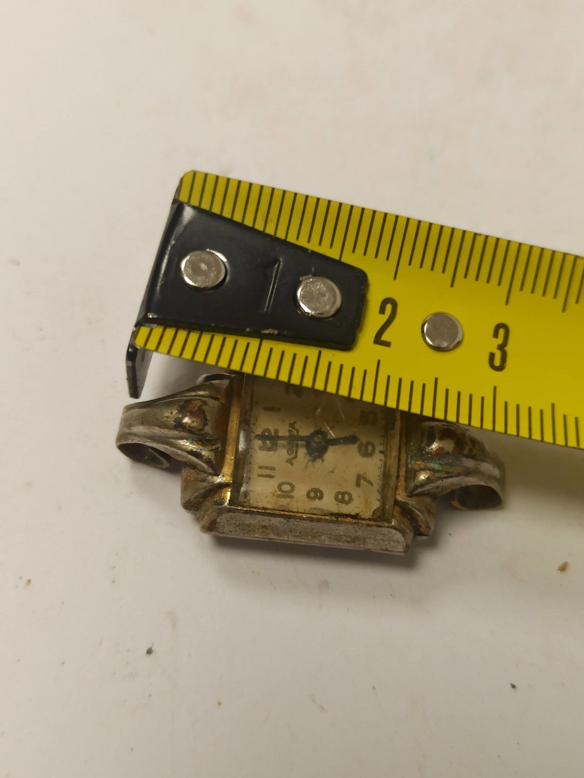 Montre femme ancienne Agefa mécanique plaquée or art déco à restaurer vintage
