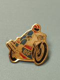 Vintage pin's moto ELF pilote course bleu rouge collection rétro (Ref 5)
