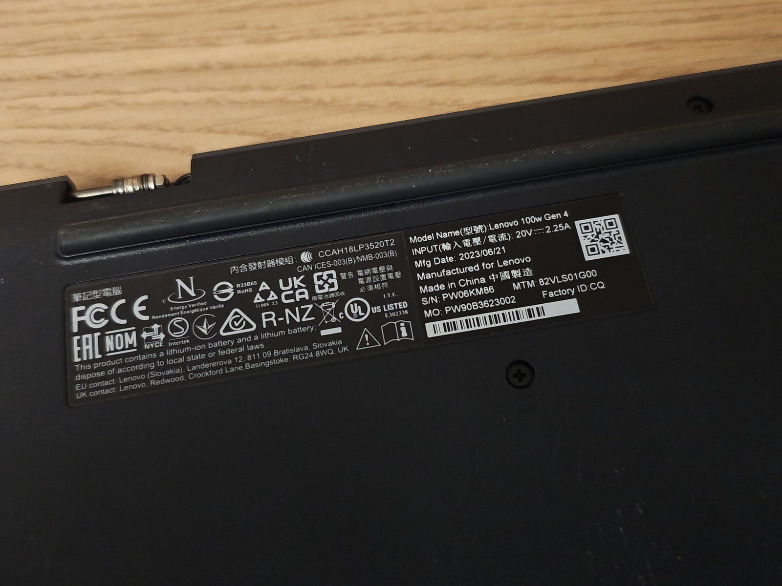 Lenovo 100W Gen 4 laptop HS à réparer ou pour pièces détachées informatique