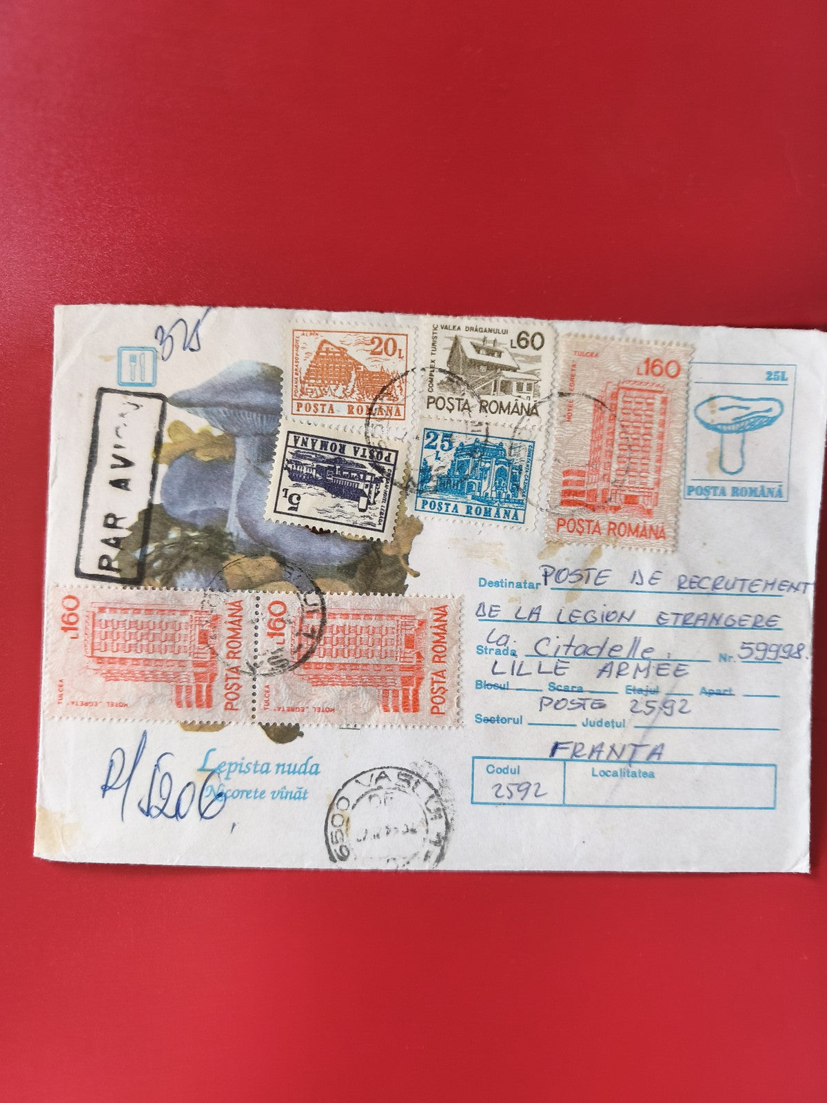 Enveloppe philatélie Roumanie affranchie plusieurs timbres oblitérés