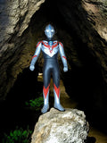 Figurine Ultraman Hero Series argent rouge noir Japon version 53
