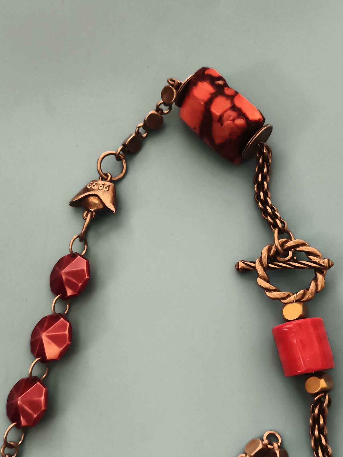 Collier fantaisie Reminiscence vintage, grosses perles rouges et dorées