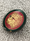 Pin's vintage Police aigle doré fond rouge vert émaillé badge USA (Ref 5)