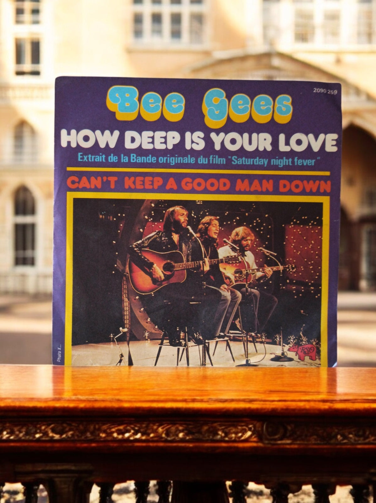 Vinyle 45T Bee Gees How Deep Is Your Love & Can't Keep a Good Man Down