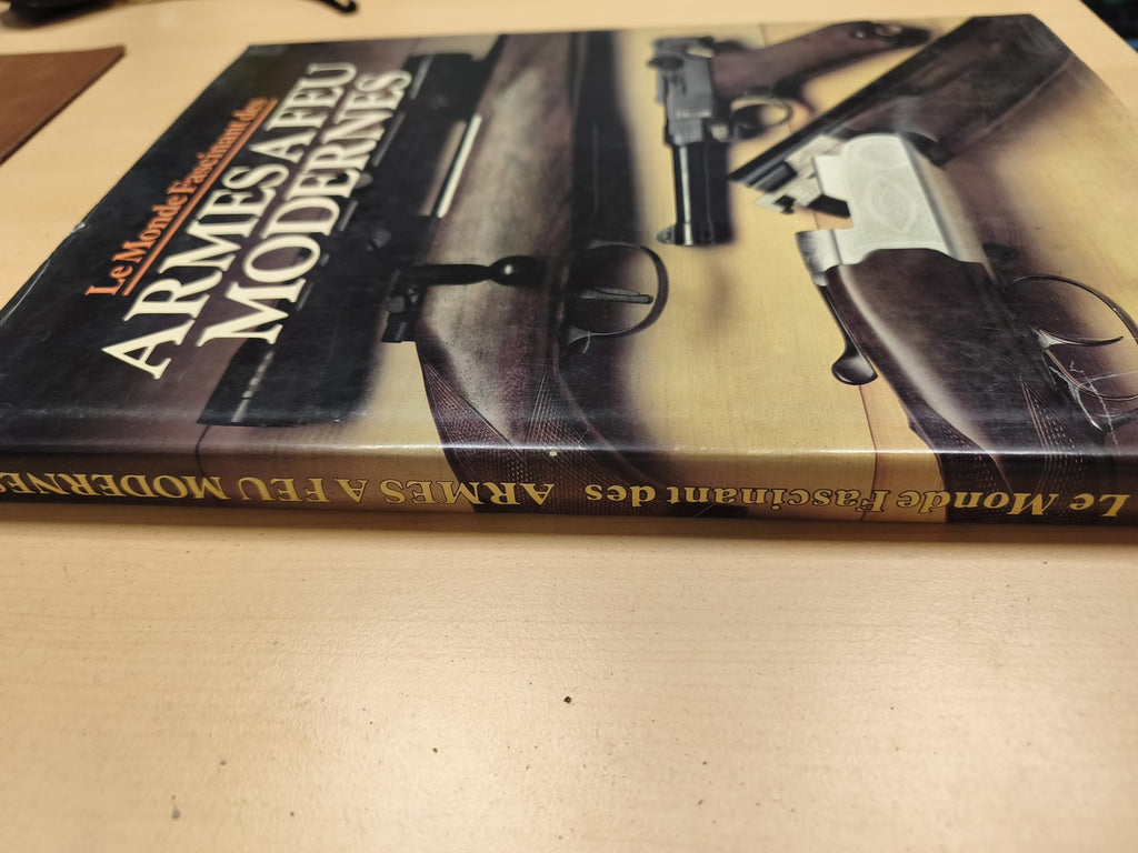 Livre ancien rare Le monde fascinant des armes à feu modernes, édition vintage