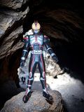 Figurine Kamen Rider Faiz Bandai costume noir argenté articulée héros